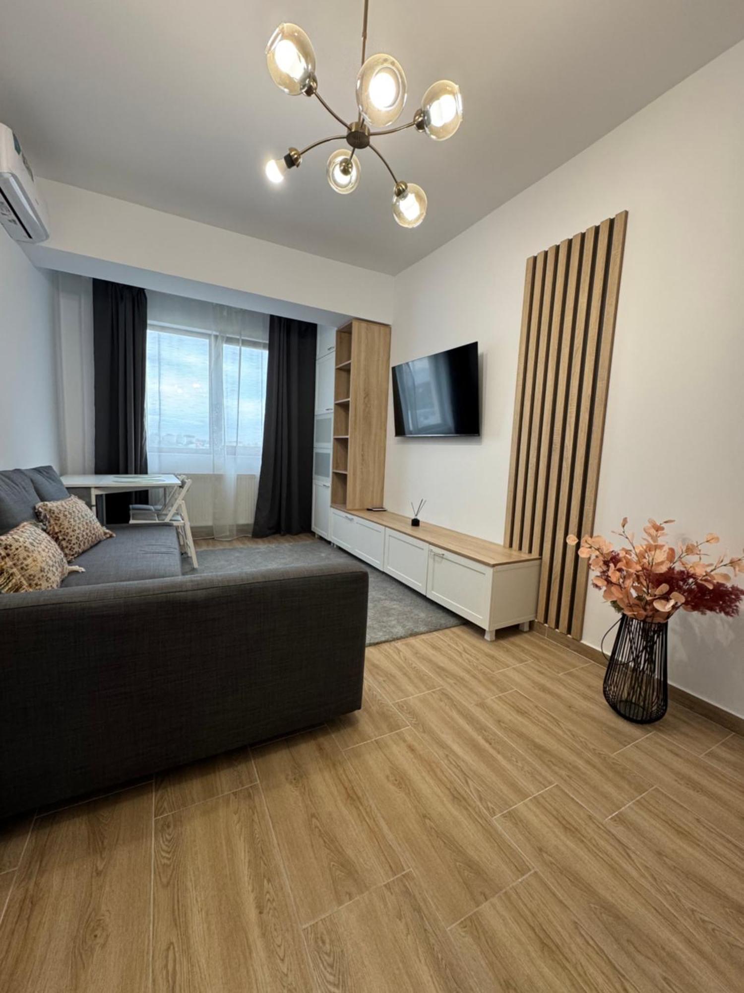 Nice Home For Your Family Iasi Ngoại thất bức ảnh